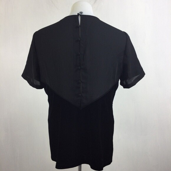 Donna Karan Blouse Short Sleeve Crew Neck Buttons Velvet Blouse Top Black Medium - Picture 3 of 10